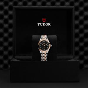 TUDOR 1926 thumb 1