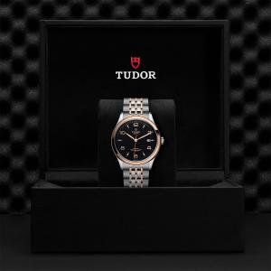 TUDOR 1926 thumb 1